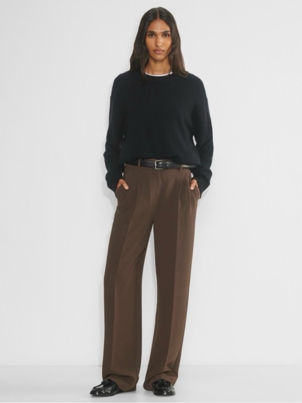 Aritzia brown effortless pants size 00